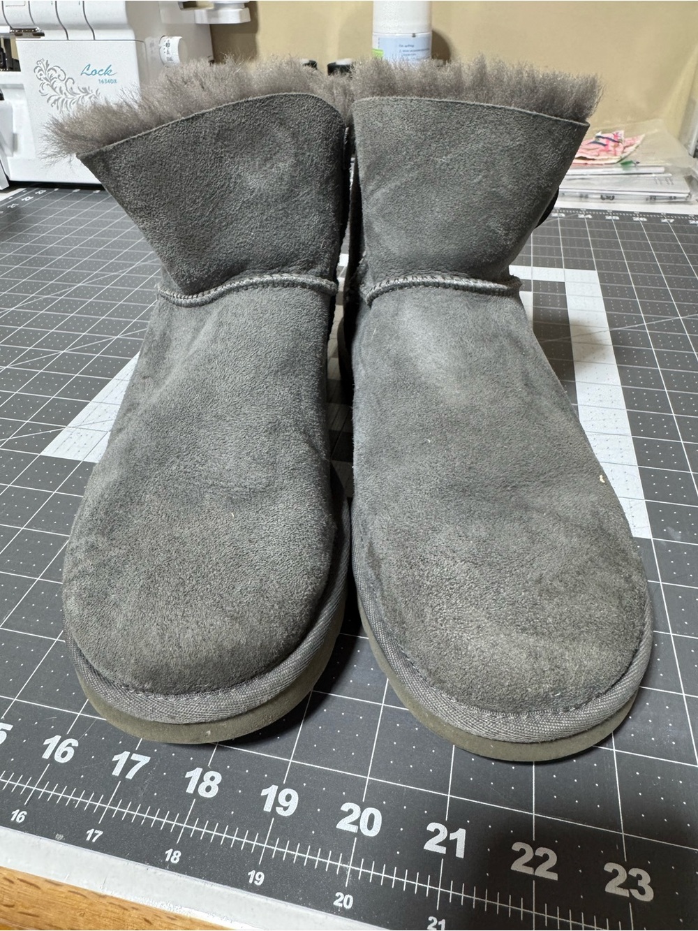 Women’s Bailey Button Boots Short